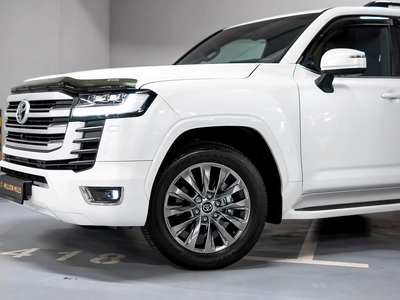 Toyota Land Cruiser, 300 Series - 8