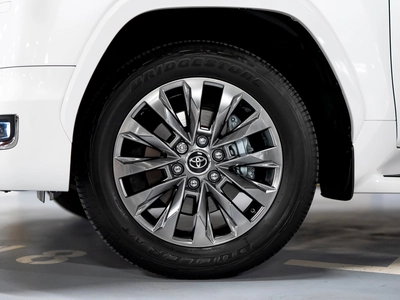 Toyota Land Cruiser, 300 Series - 9