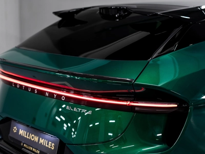 Lotus Eletre, I - 10