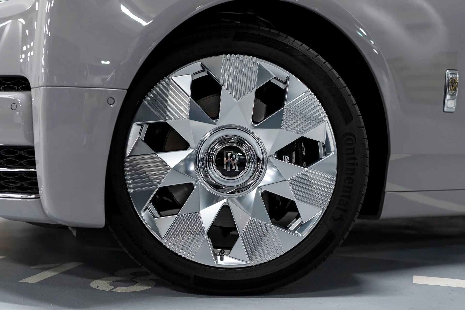 Rolls-Royce Phantom, Viii — 3