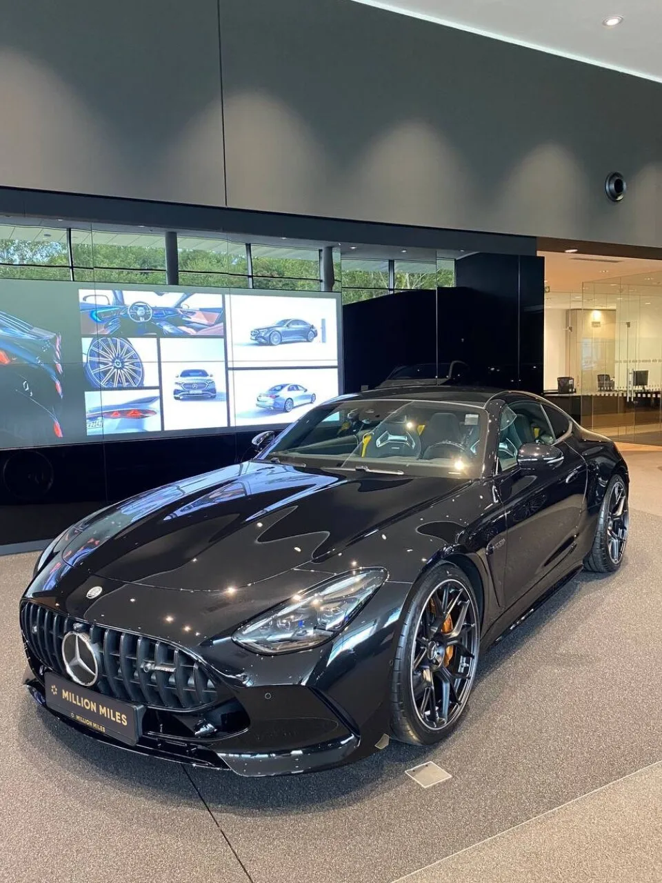 Mercedes-Benz AMG GT - Просмотр 1