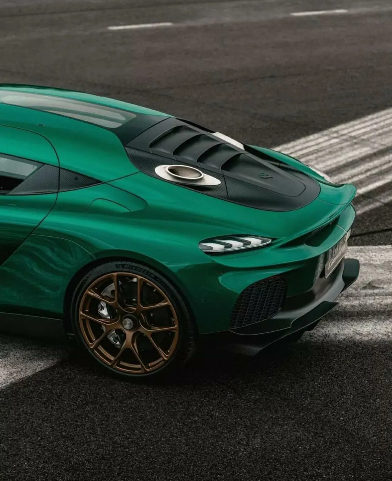 Koenigsegg Gemera — 5