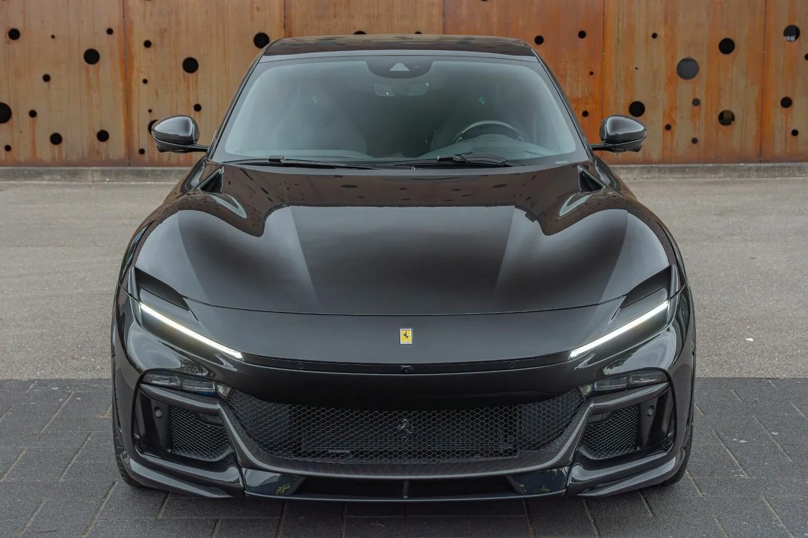 Ferrari Purosangue — 2