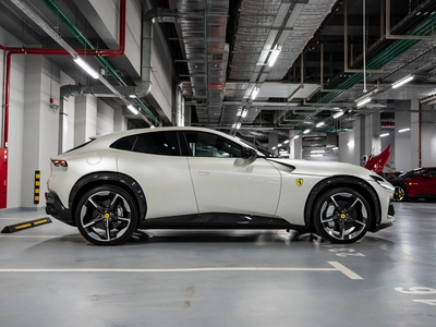 Ferrari Purosangue, I - 9