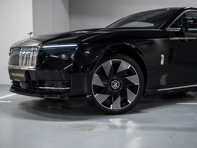 Rolls-Royce Spectre, I - 3