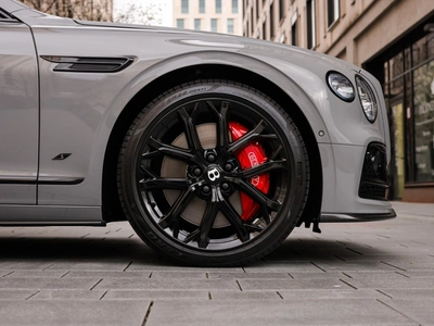 Bentley Flying Spur, Iii - 4