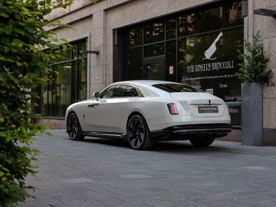 Rolls-Royce Spectre, I - 2