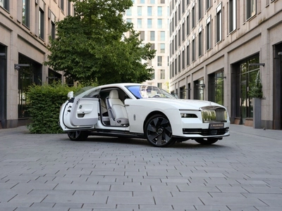 Rolls-Royce Spectre, I - 3