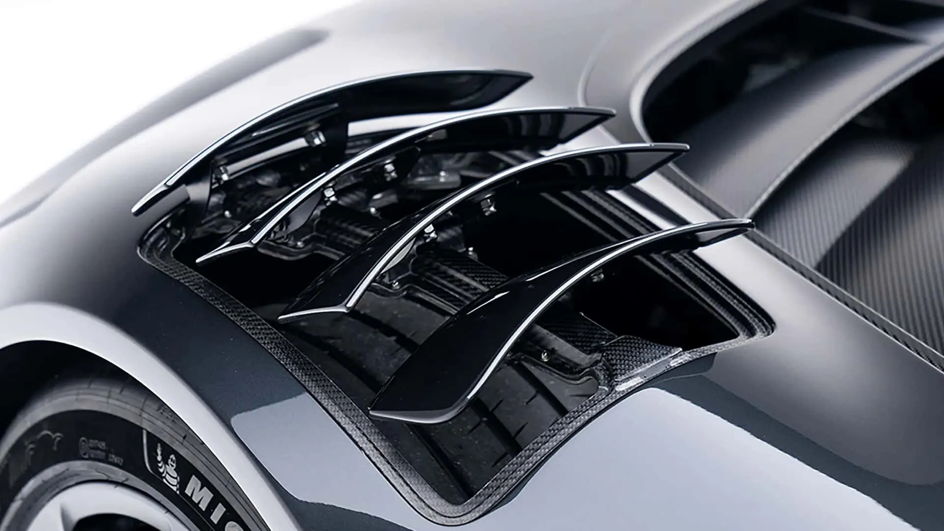 Mercedes-Benz AMG One — 4