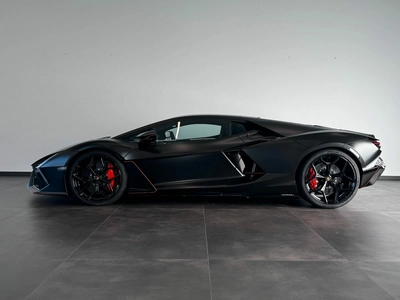 Lamborghini Revuelto, I - 3