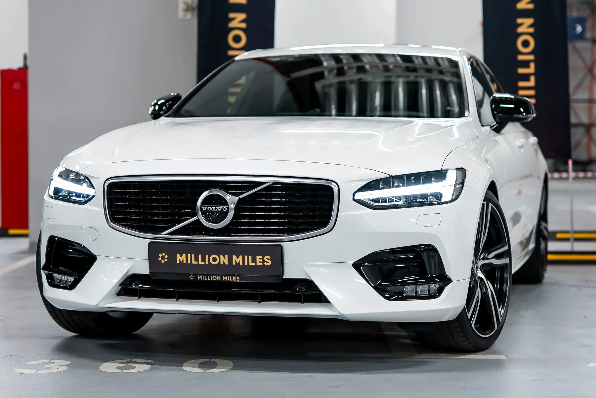 Volvo S90 - Просмотр 1