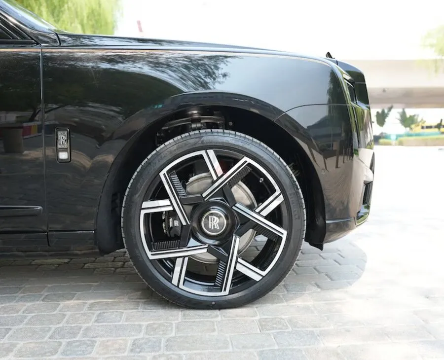 Rolls-Royce Cullinan Black Badge, I Рестайлинг — 6