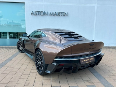 Aston Martin Valour, I - 3