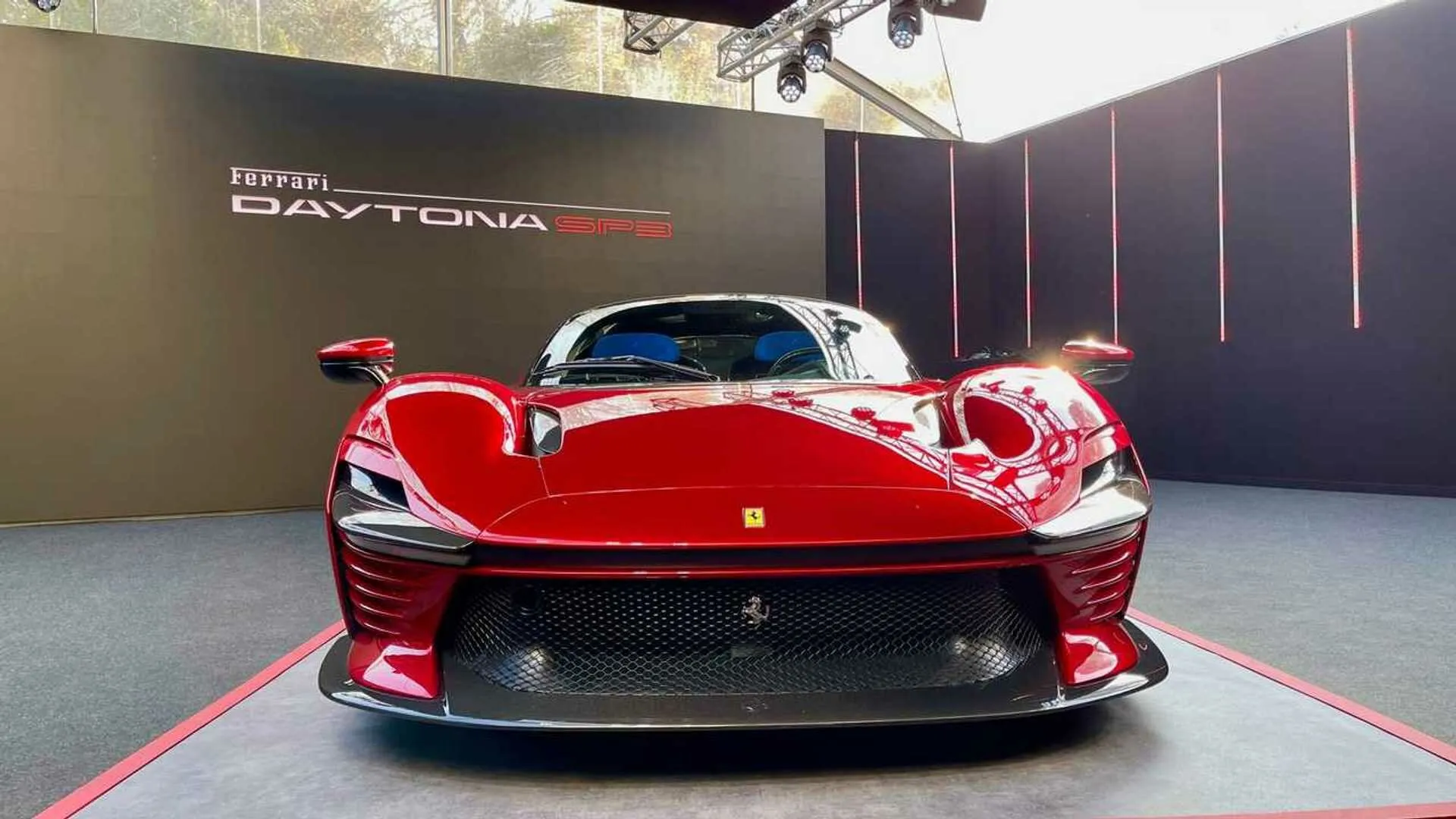 Ferrari Daytona Sp3 — 4