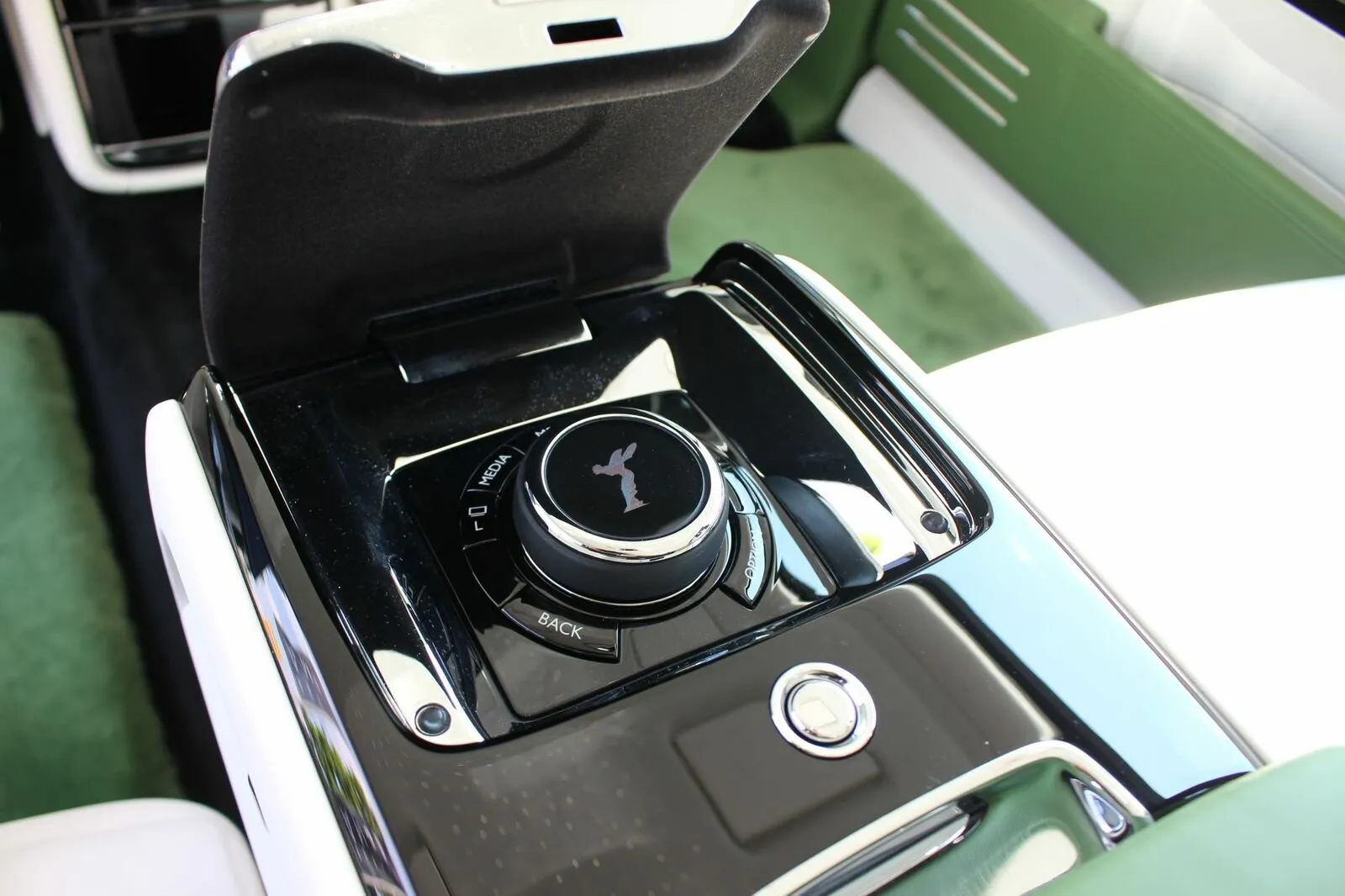 Rolls-Royce Phantom Ewb, Viii — 8
