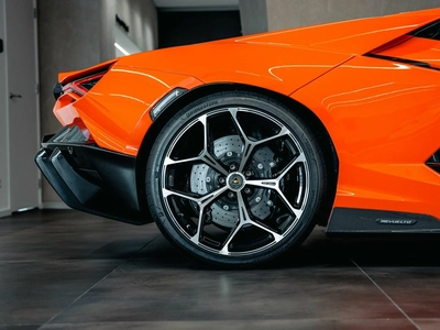 Lamborghini Revuelto, I - 8