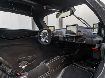 Aston Martin Valkyrie, I - 6