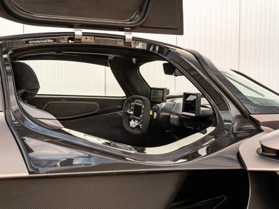 Aston Martin Valkyrie, I - 5