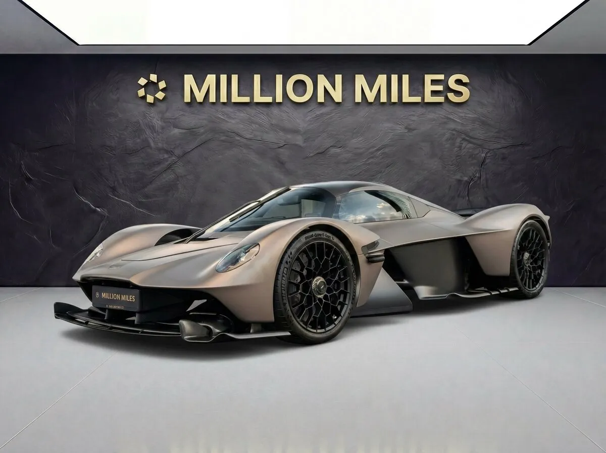 Aston Martin Valkyrie - Просмотр 1