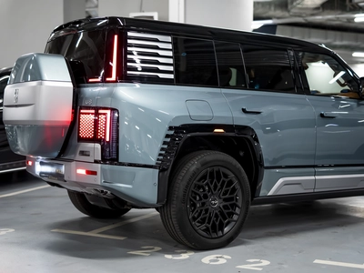 BYD Yangwang U8, I - 6