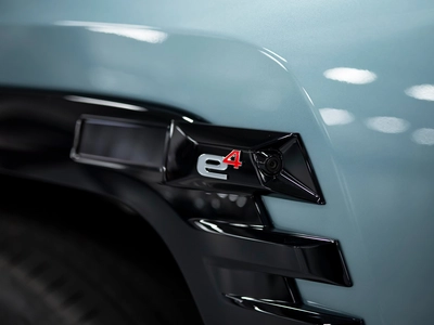 BYD Yangwang U8, I - 8