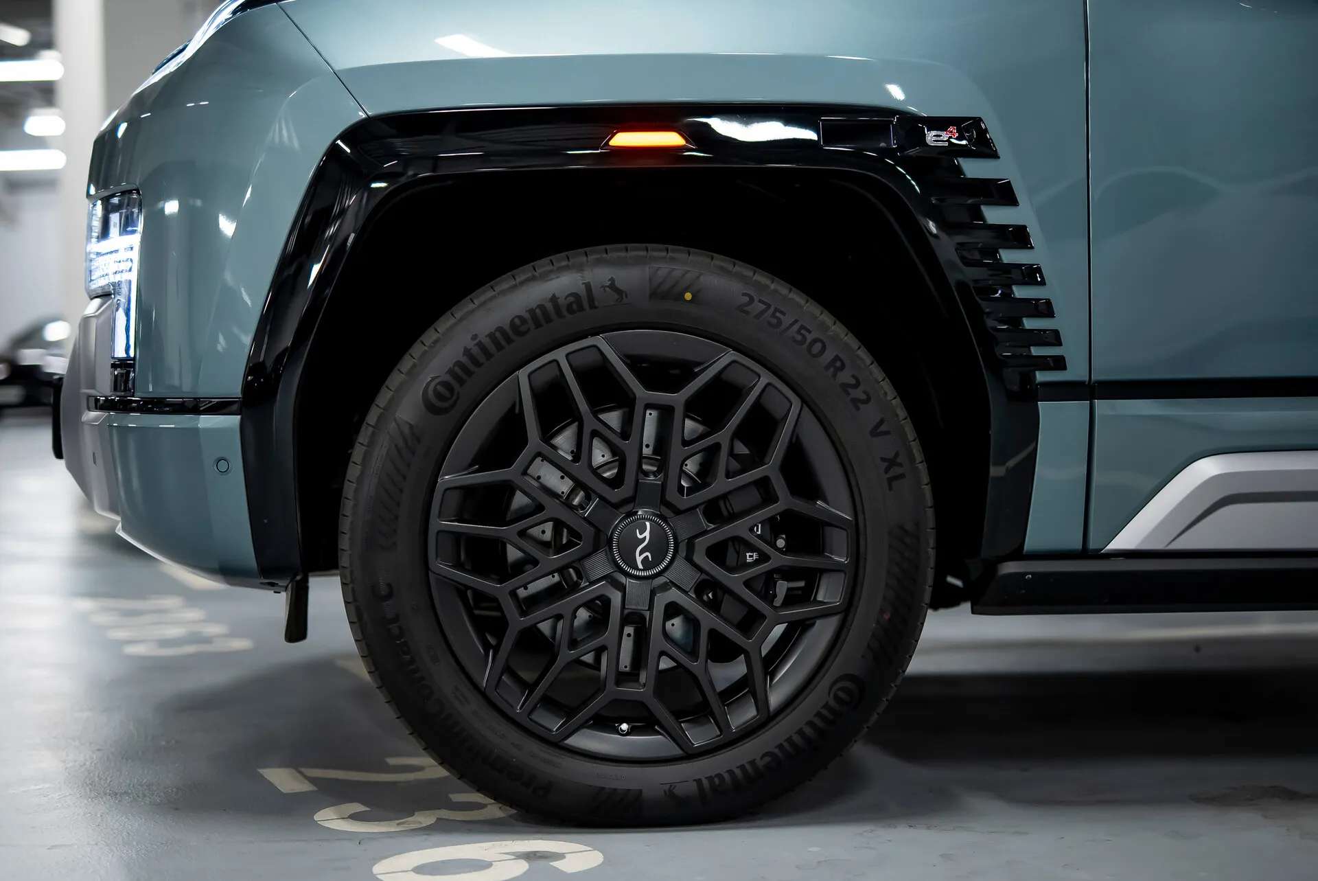 BYD Yangwang U8 — 7