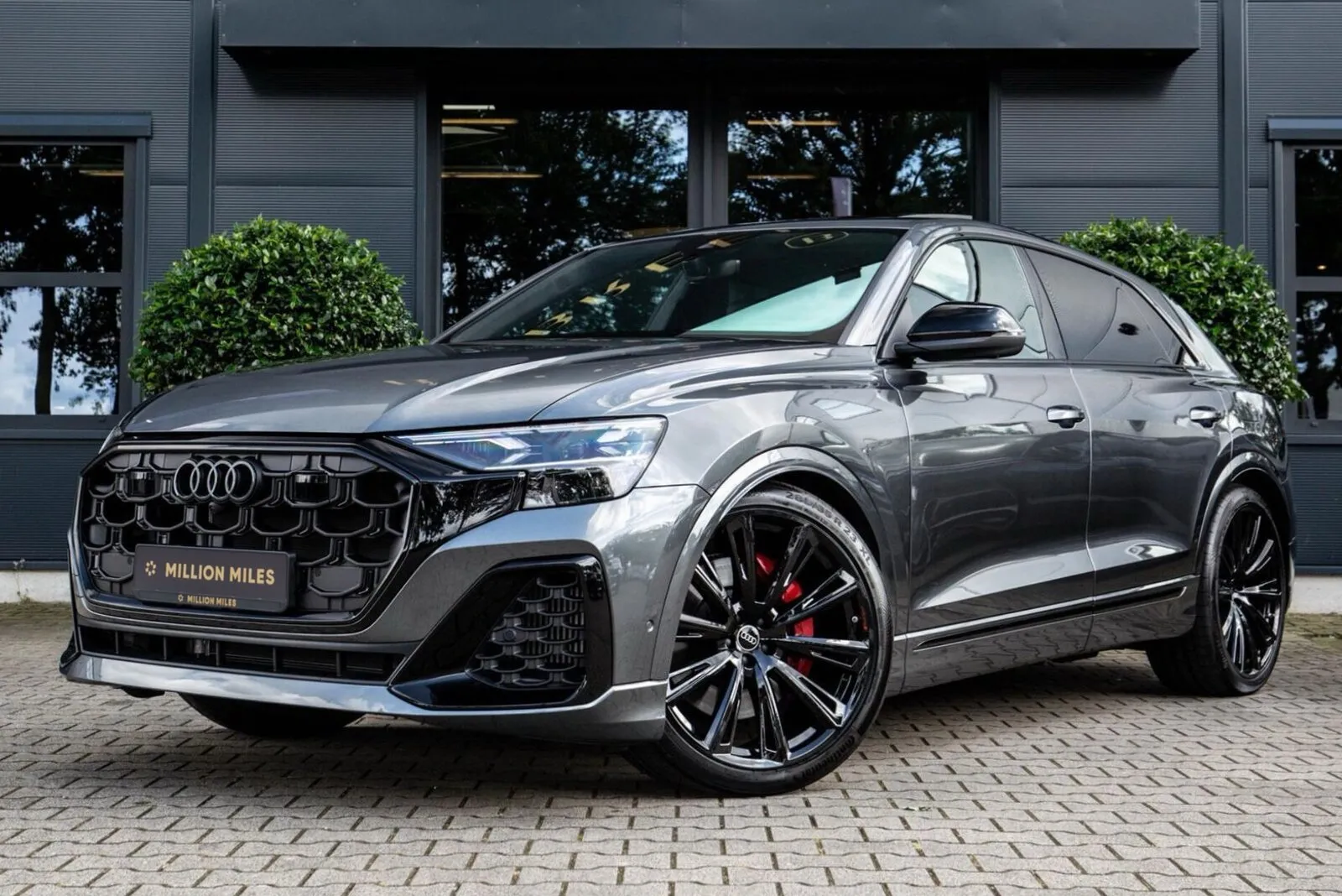 Audi Q8 - Просмотр 1