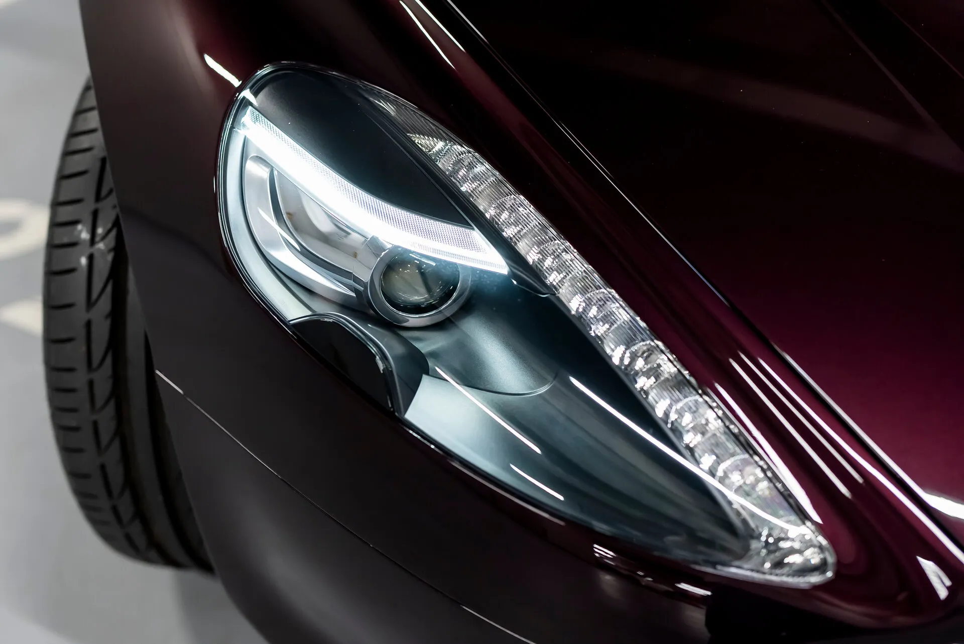 Aston Martin Rapide — 5