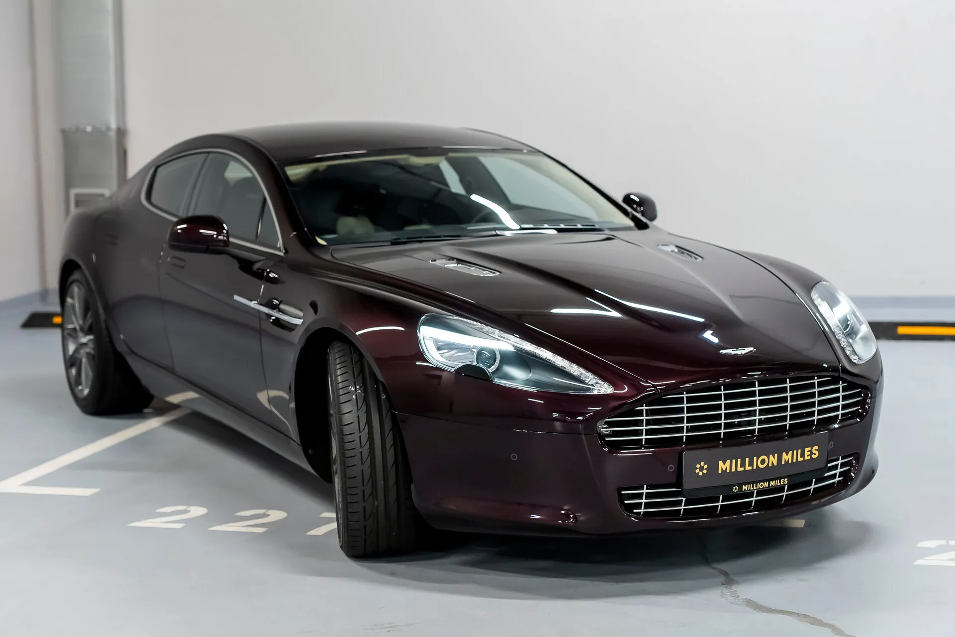 Aston Martin Rapide — 3