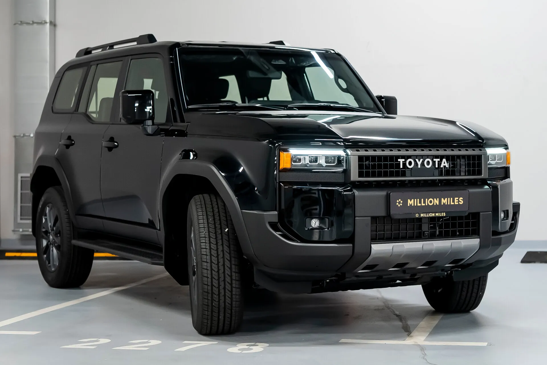 Toyota Land Cruiser Prado — 6