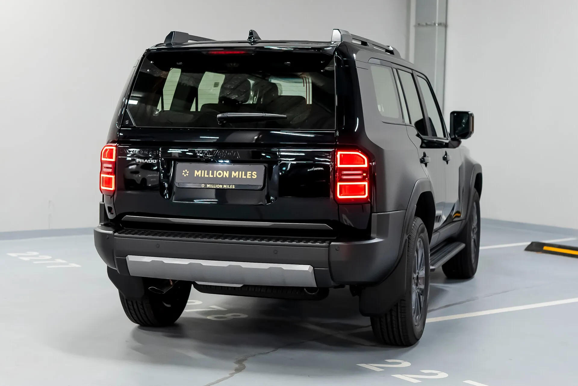 Toyota Land Cruiser Prado — 8