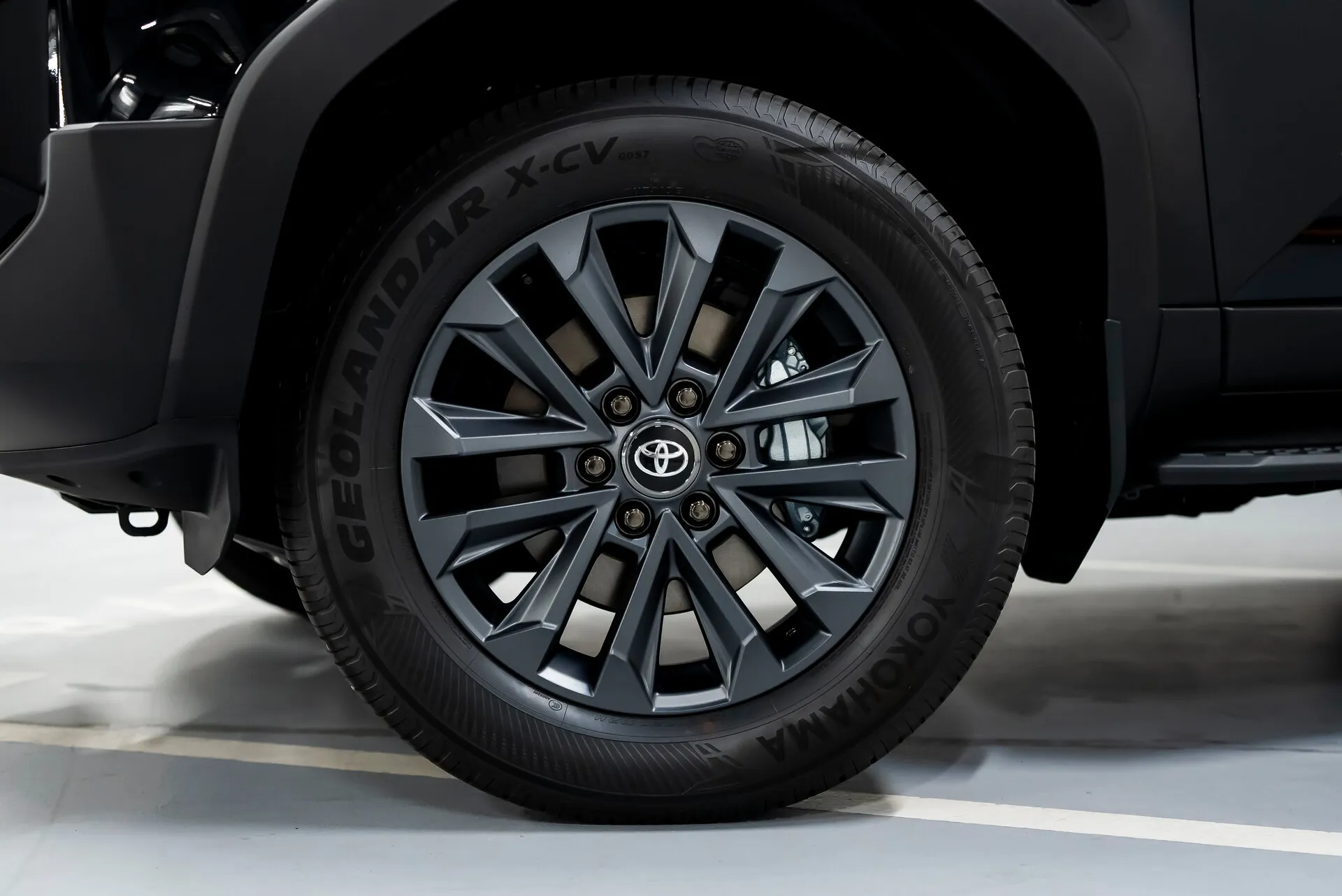 Toyota Land Cruiser Prado — 7