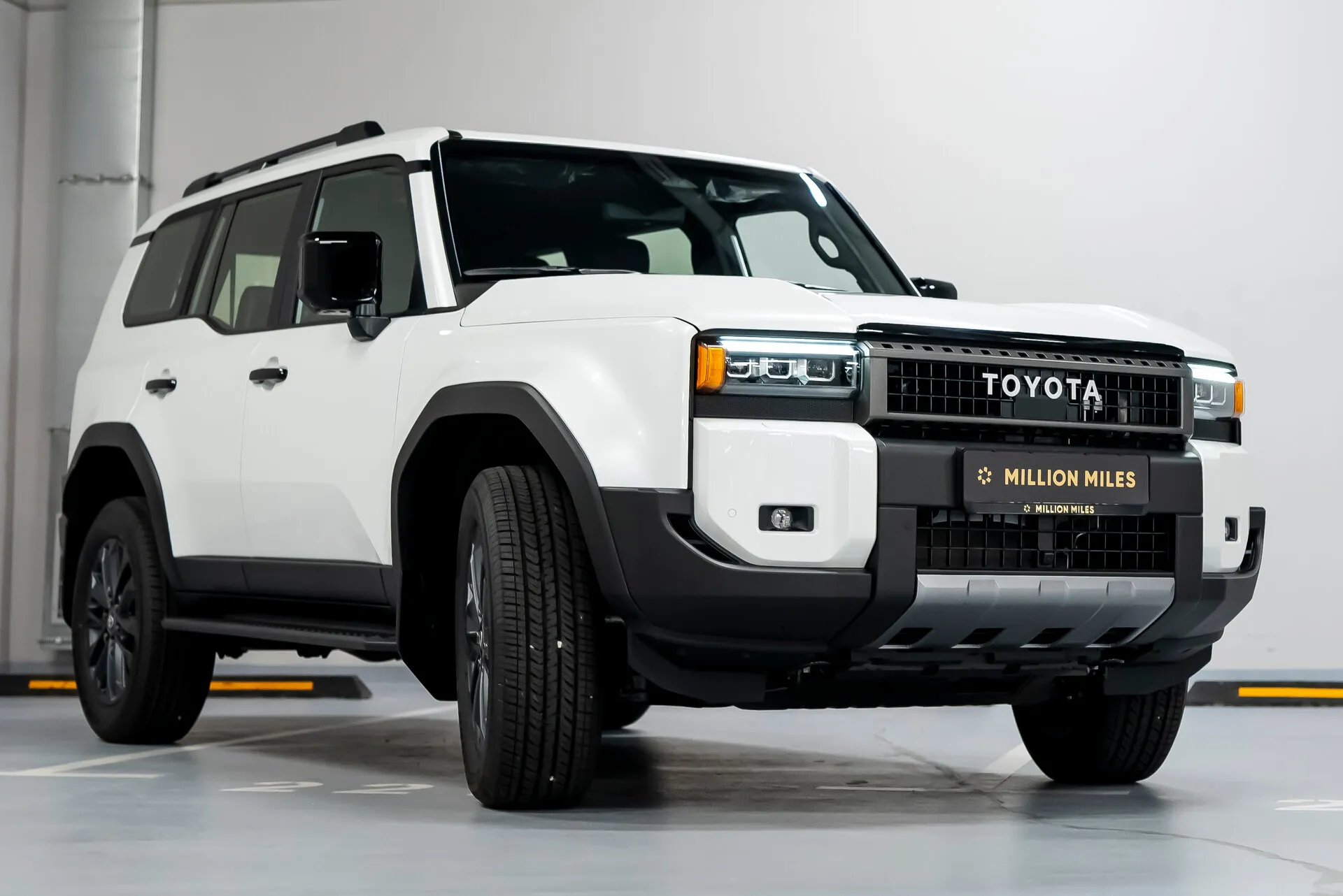 Toyota Land Cruiser Prado — 7