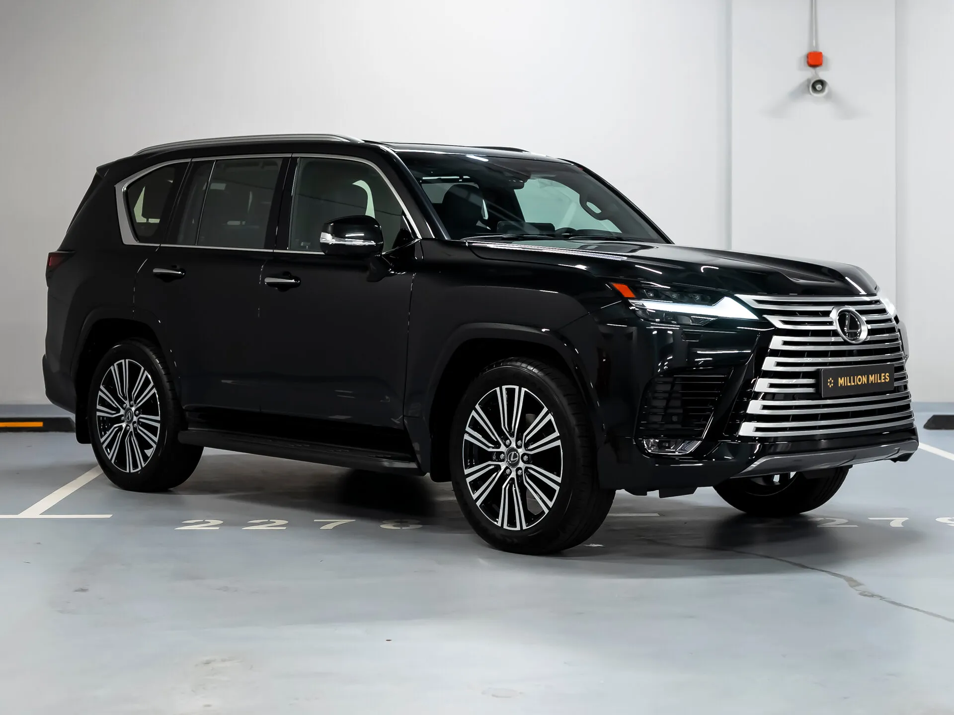 Lexus LX 600 — 3