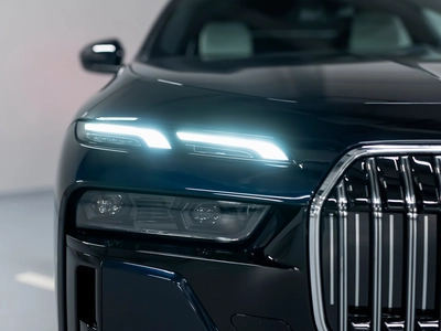 BMW i7, I - 5