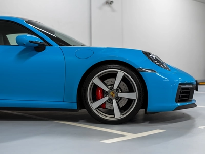 Porsche 911, Viii (992) - 4