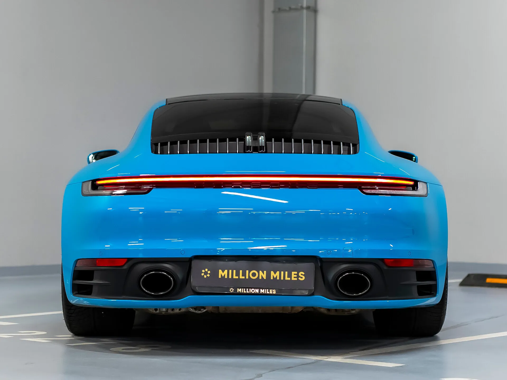 Porsche 911, Viii (992) — 7