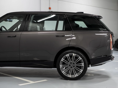 Land Rover Range Rover Long, V - 8