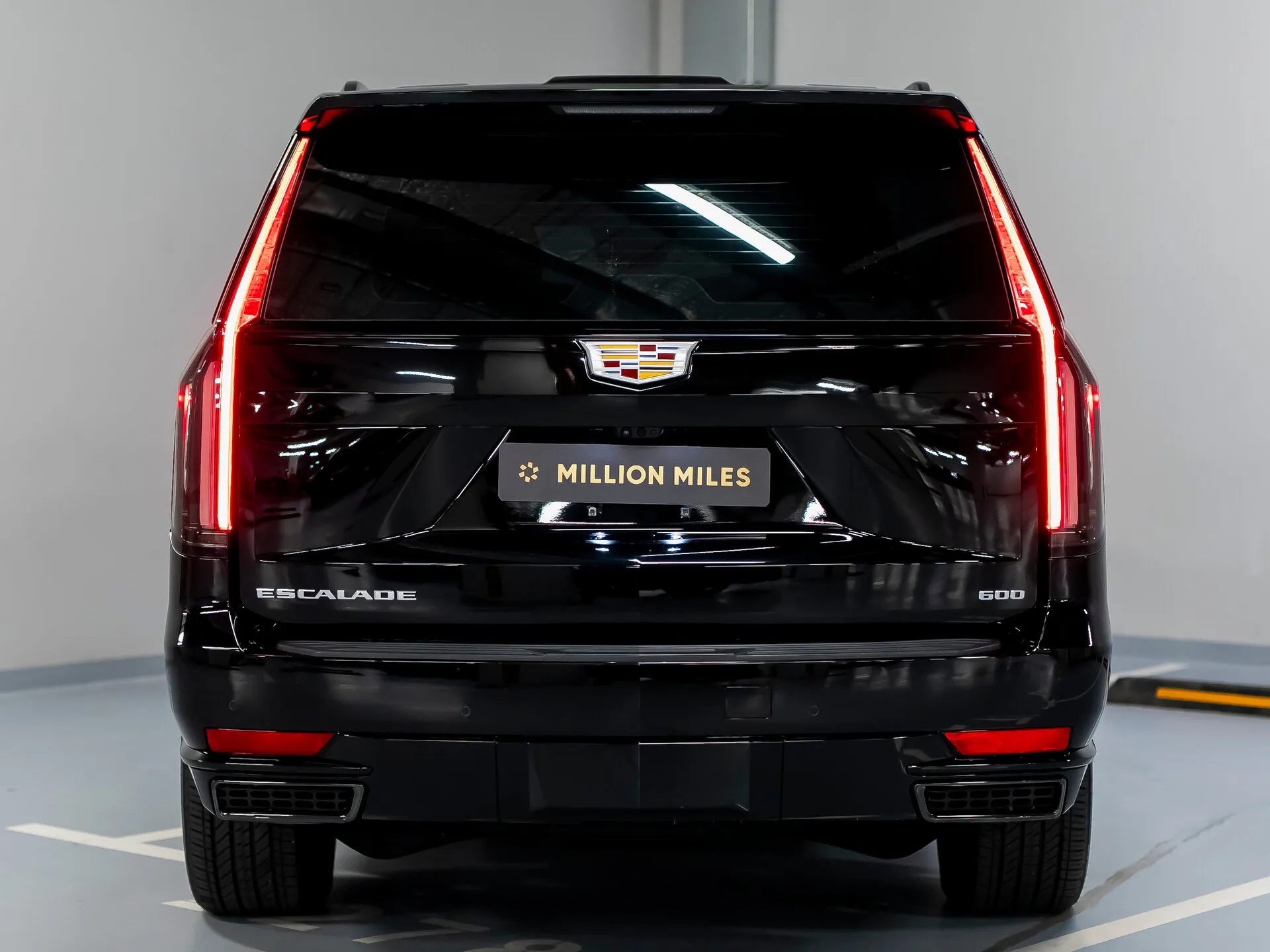 Cadillac Escalade — 8