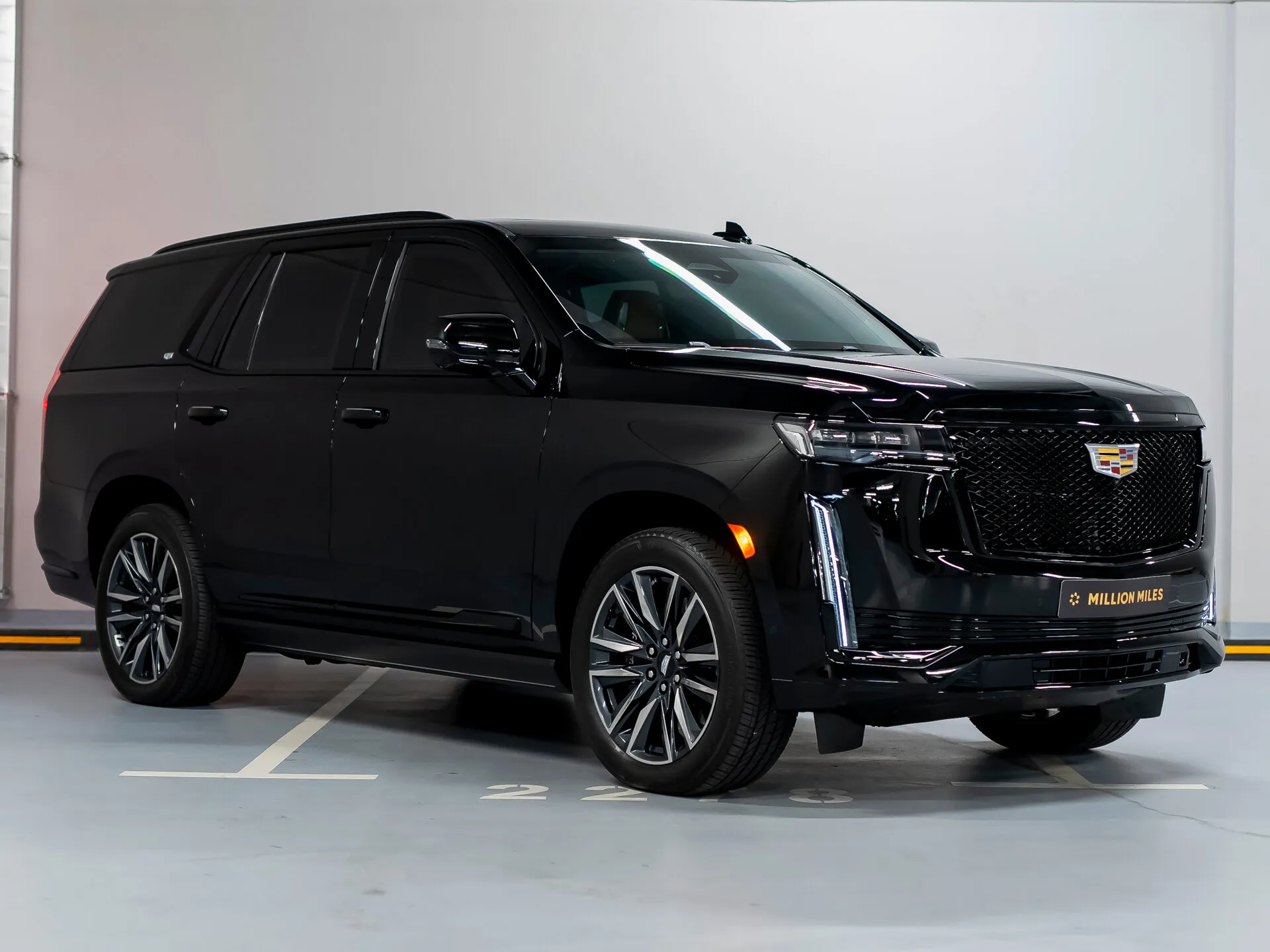 Cadillac Escalade — 4