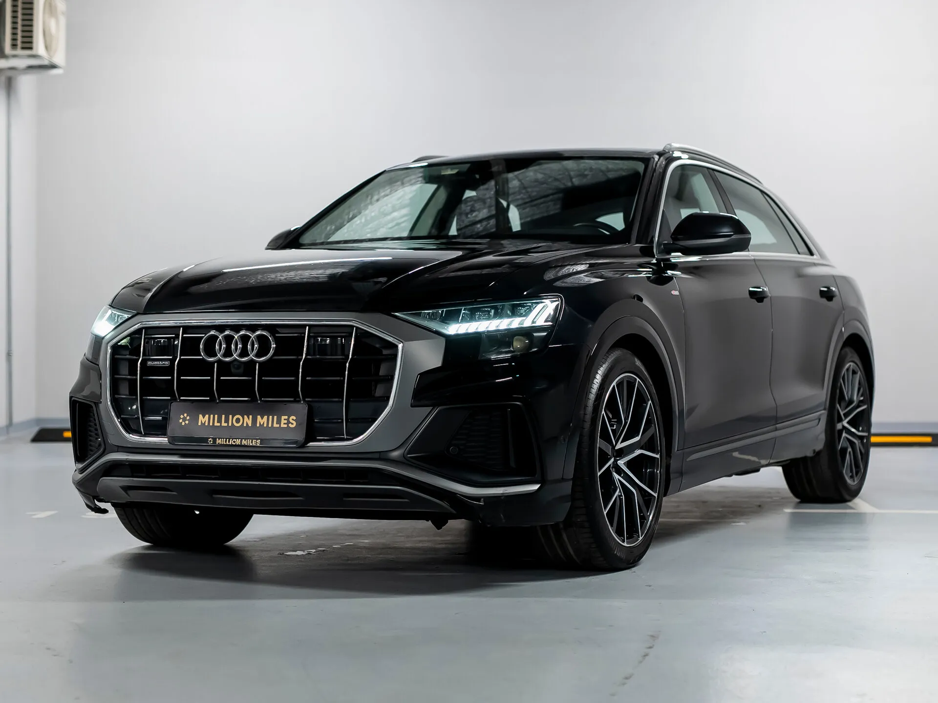 Audi Q8 - Просмотр 1