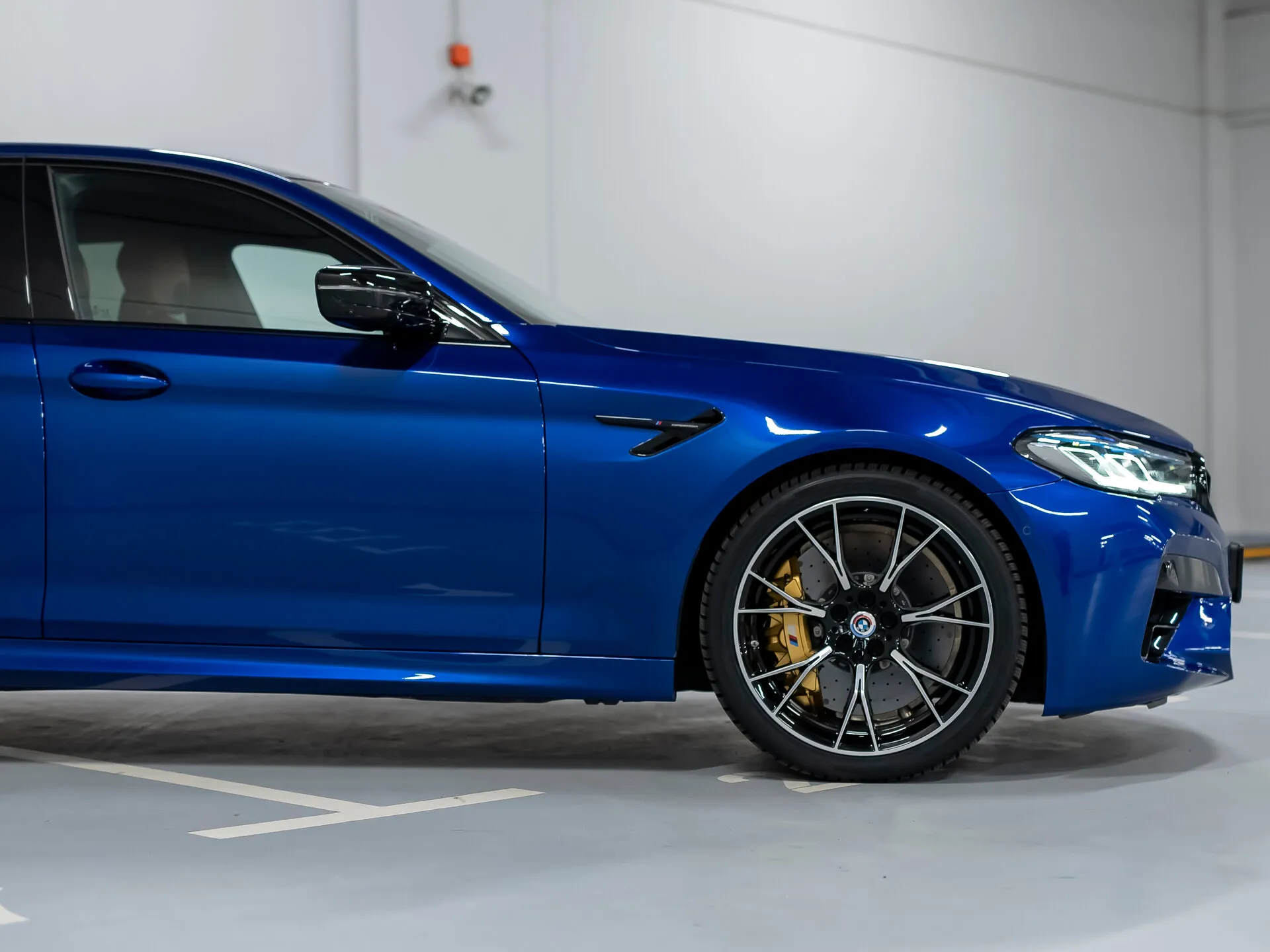 BMW M5 — 5