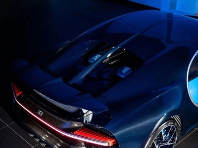 Bugatti Chiron, I - 4