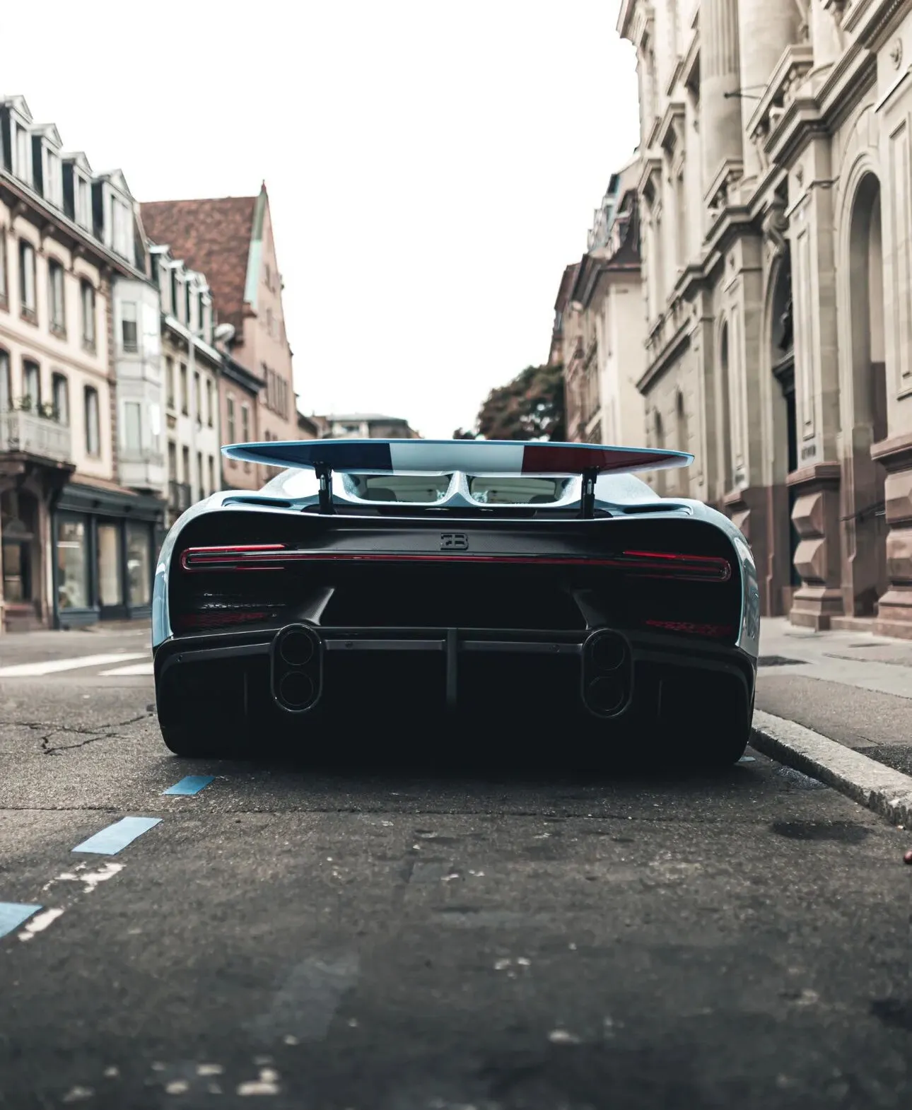 Bugatti Chiron — 5