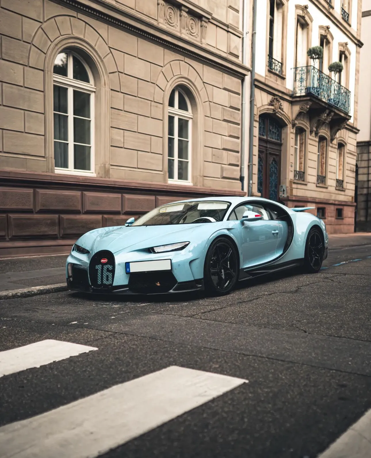 Bugatti Chiron — 2