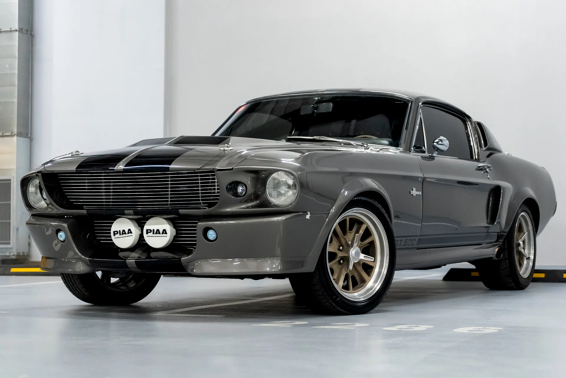 Ford Mustang - Просмотр 1