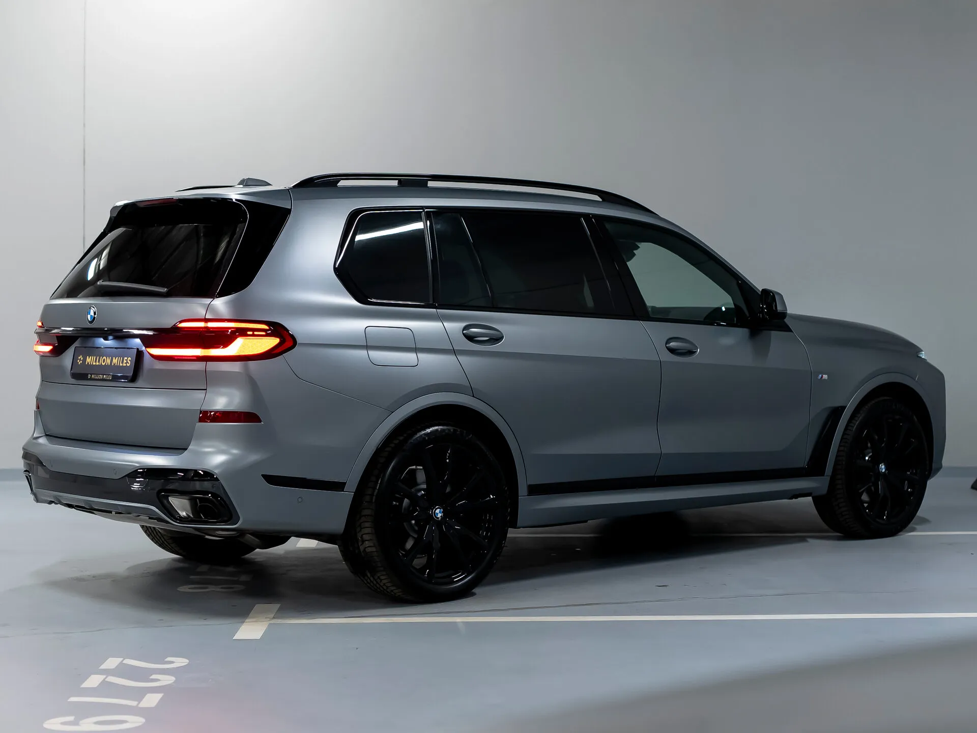 BMW X7 40D — 7