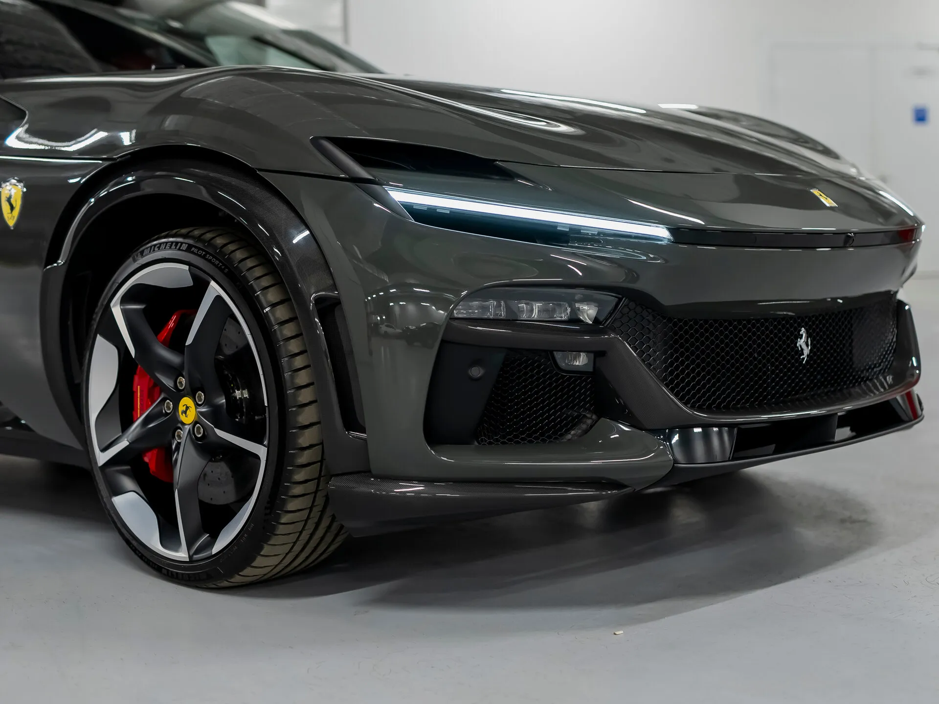 Ferrari Purosangue — 2