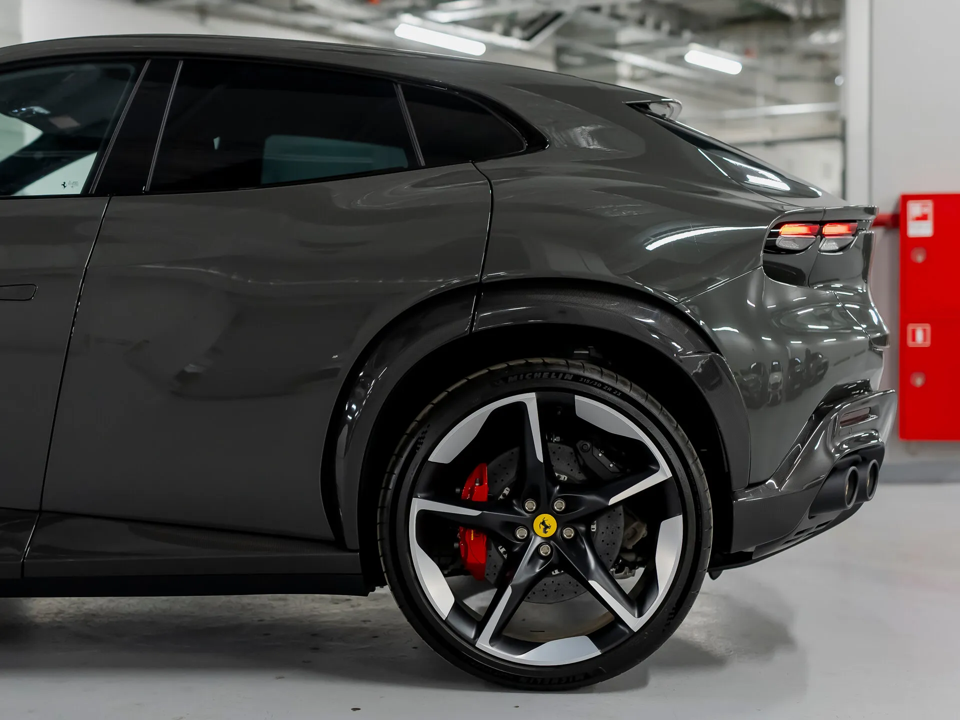Ferrari Purosangue — 8