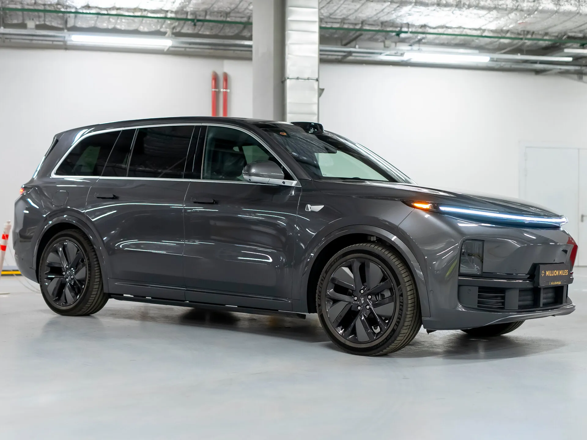 Li Auto (Lixiang) L9 — 4